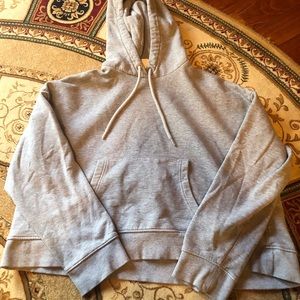 Cropped Grey sweatshirt